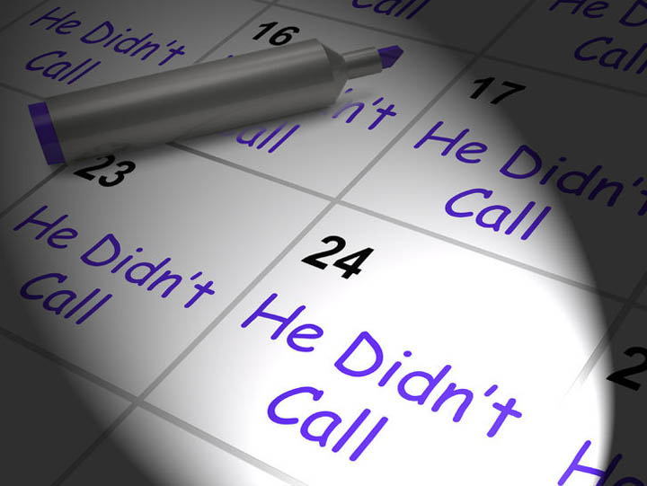 Calendar showing that he hasn't called.